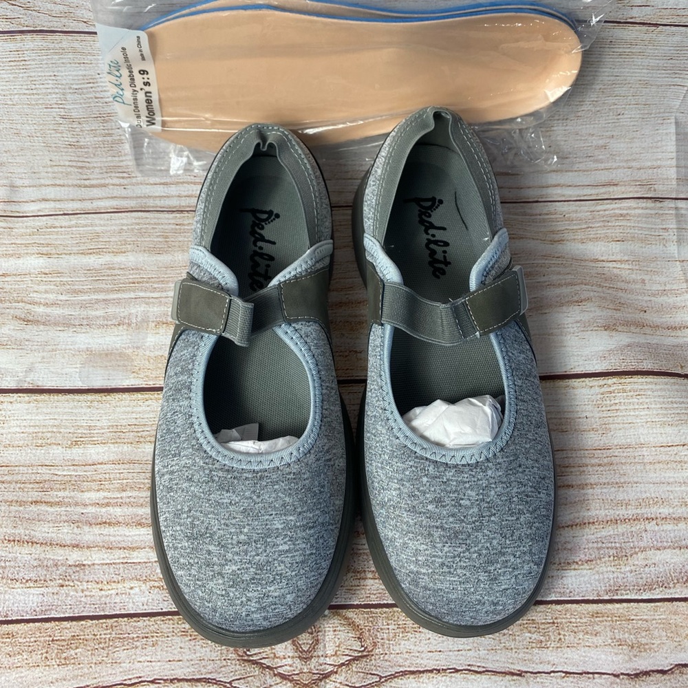 Brand New Women’s Ped Lite Gray Diabetic Shoes
